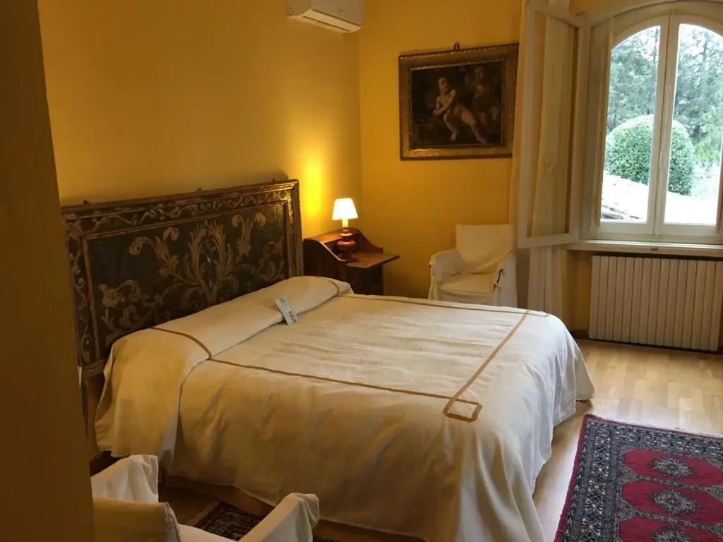 Villa in Private Estate,shared Pool,parking,3km to Ponte Vecchio