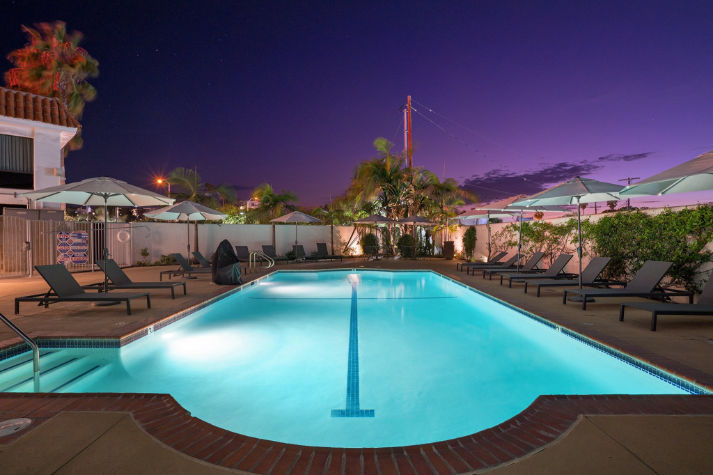 Casablanca Inn