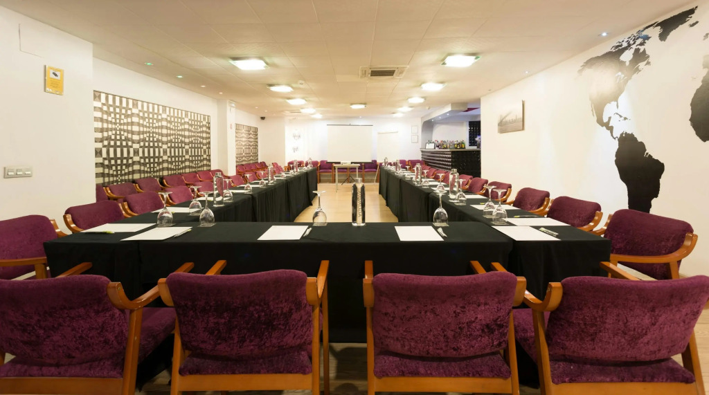 Hotel Familia Conde