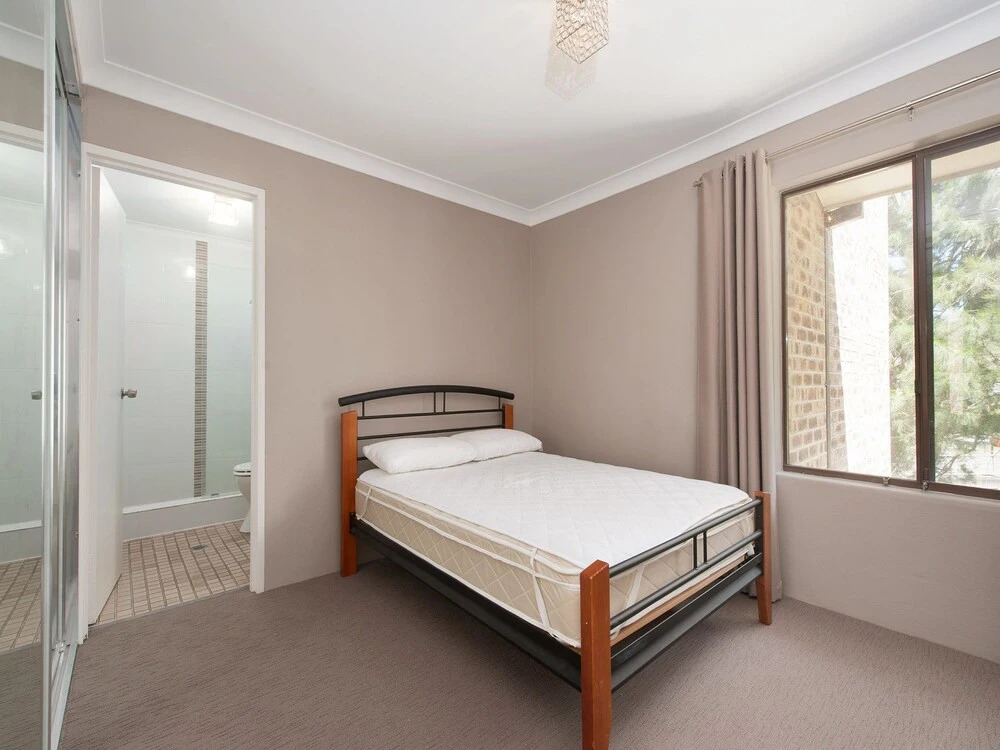 Nicholli, Bay Parklands, Unit 34/2 Gowrie Avenue