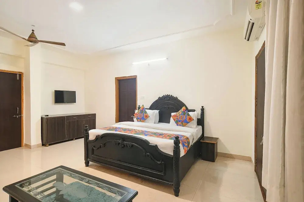 Fabhotel The Krishnayan