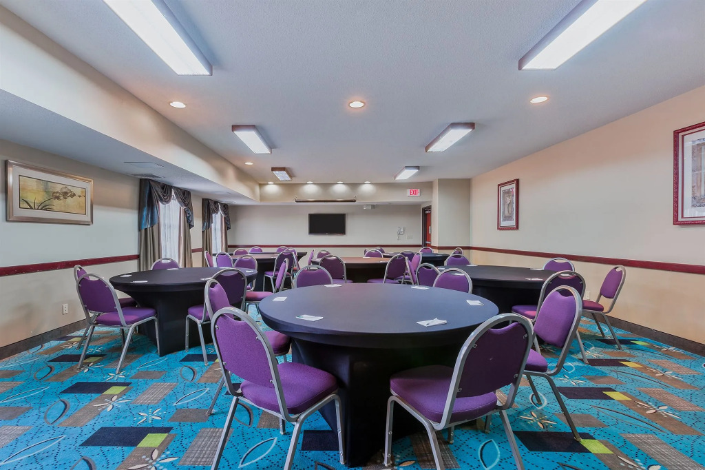Staybridge Suites Cedar Rapids North by IHG