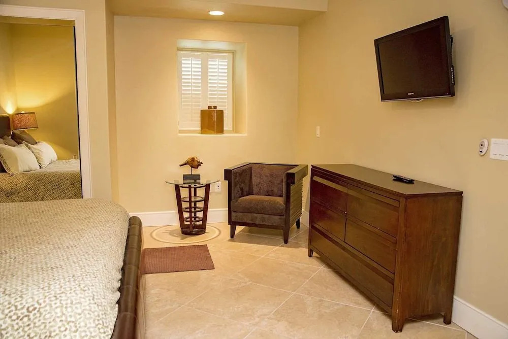 Turquoise Place C2605 3 Bedrooms 3.5 Bathrooms Condo