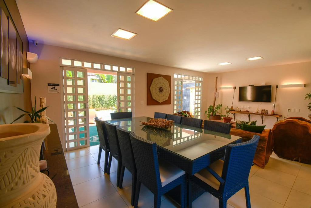 Casa de Praia Pouso das Fadas com Arrumadeira e Cozinheira