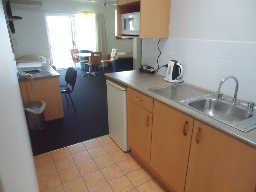 Aston Hill Motor Lodge