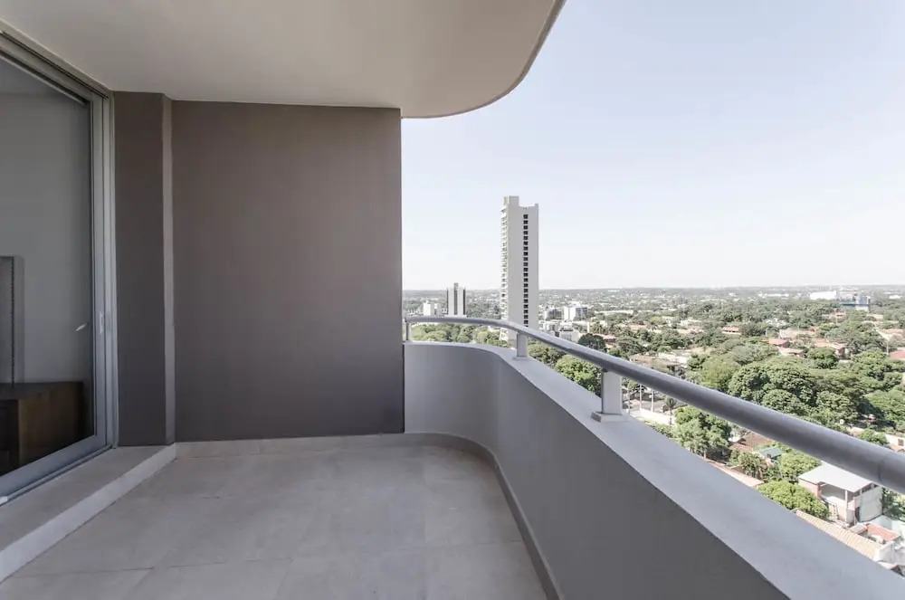 Private 5 Star 1 Bedroom Apartment on SkyTower