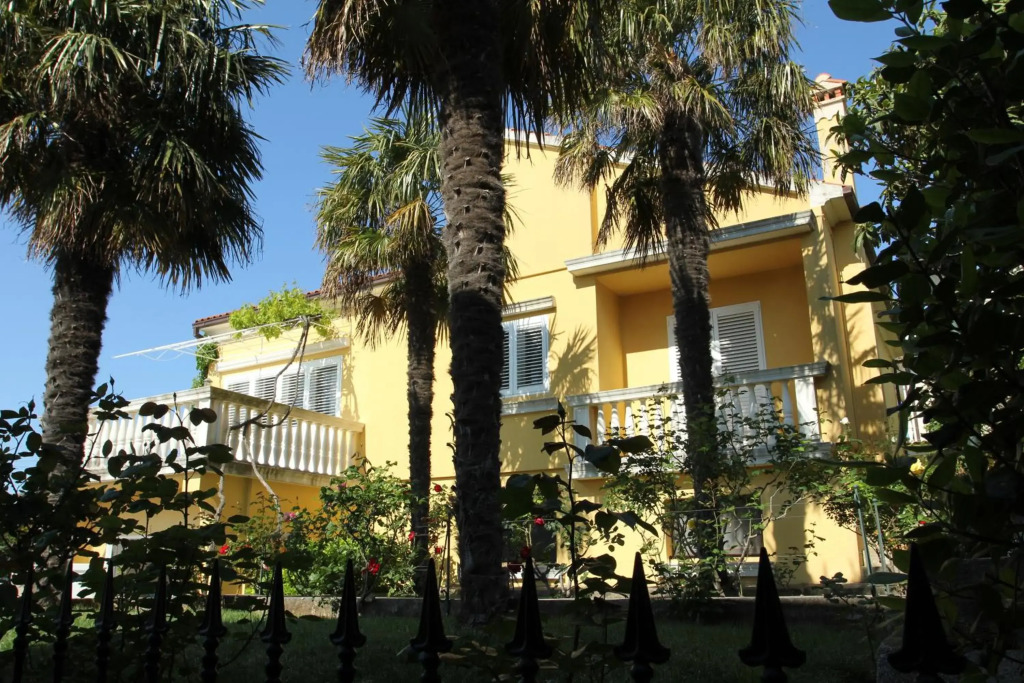 Vila Rojana