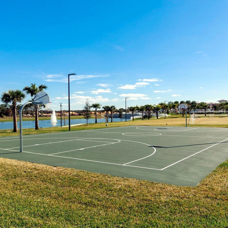 Striking 9BR Pond View Pool SPA Near Disney World, Kissimmee