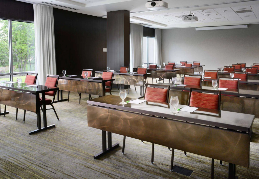 Courtyard by Marriott Dallas Plano/The Colony