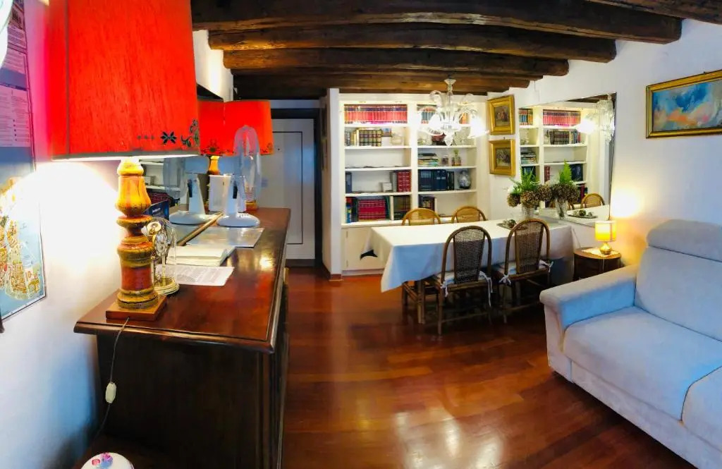 Venice Lucas house