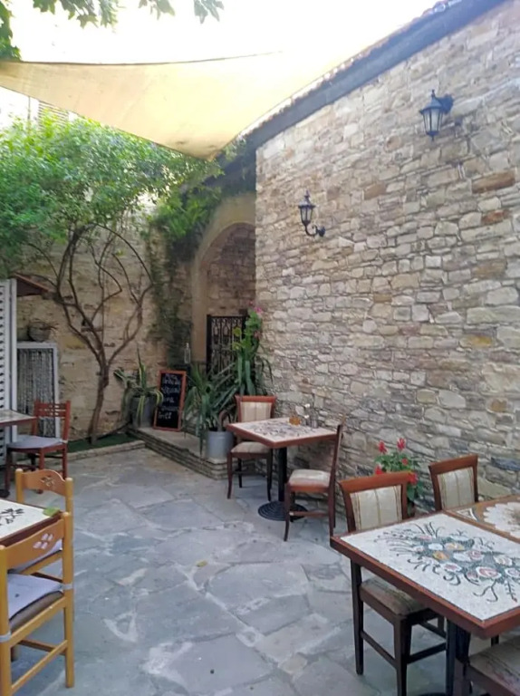 Lefkara Hotel