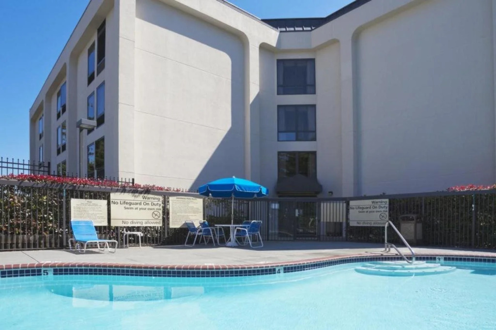 Hampton Inn Seattle Airport