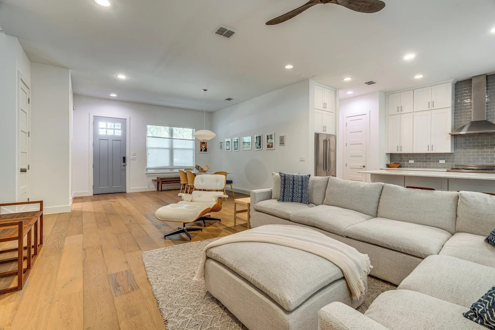 Spacious Austin Home: Near S Congress & Downtown!