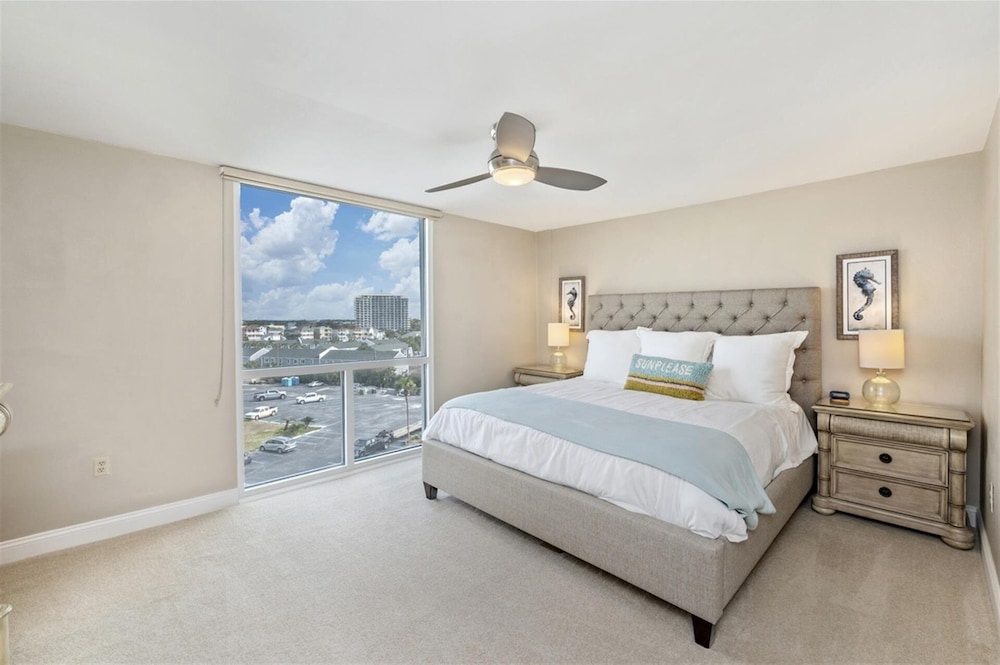 Shoreline Towers 2071 3 Bedroom Condo