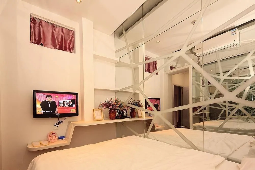 Qingdao Sweet Space Business Hotel