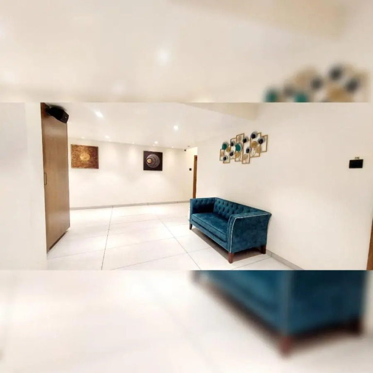 Hotel Red Chillee Restro