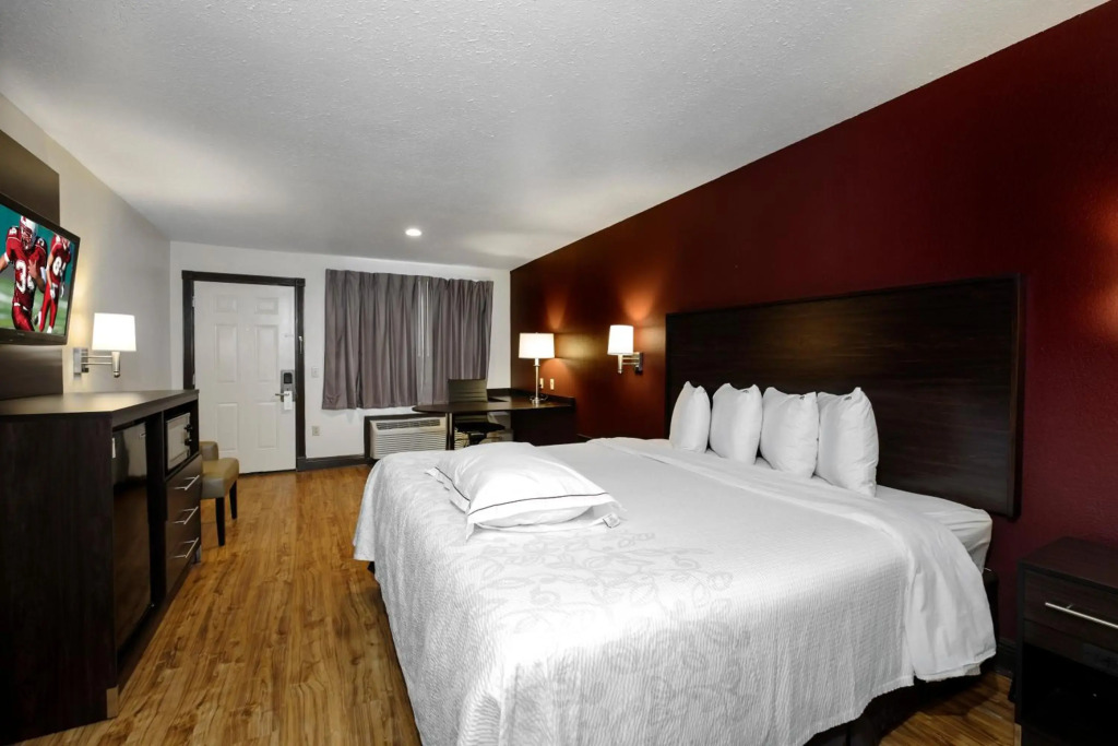 Red Roof Inn PLUS+ Hammond