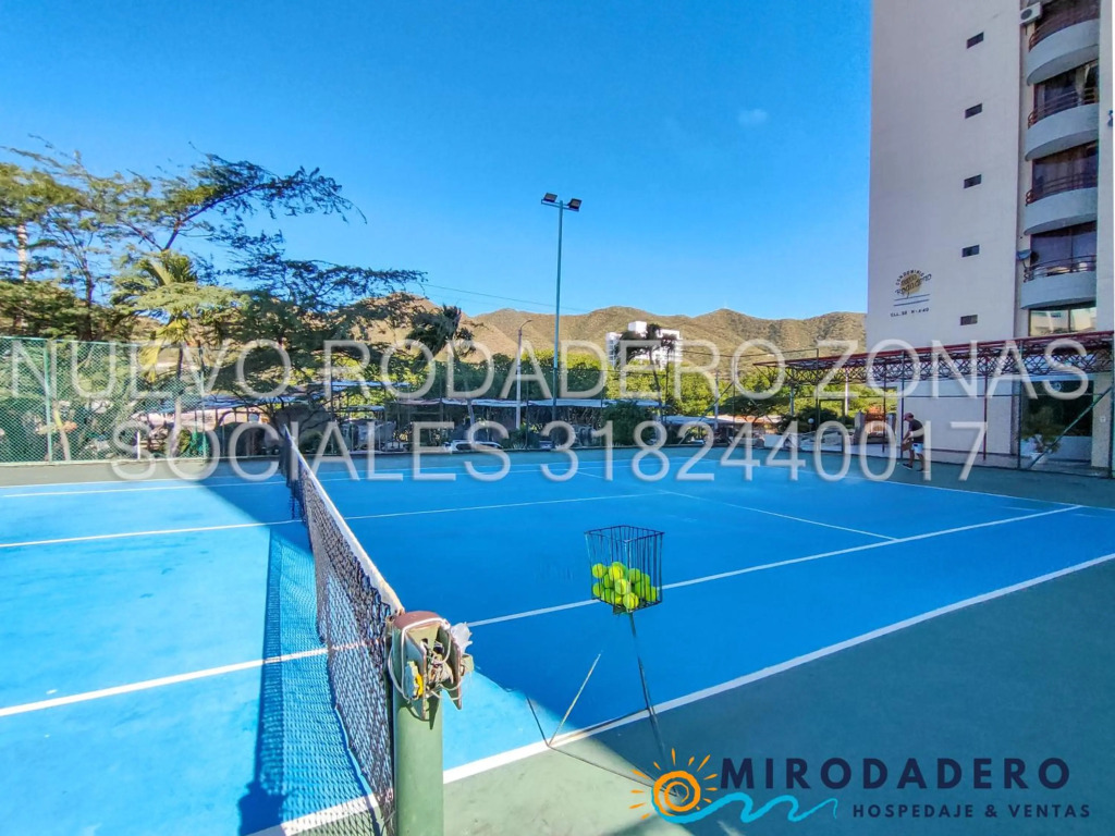 Condominio Nuevo Rodadero apto 501 torre A