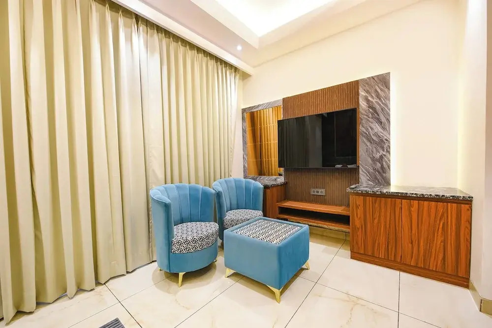 Fabhotel Dreamz