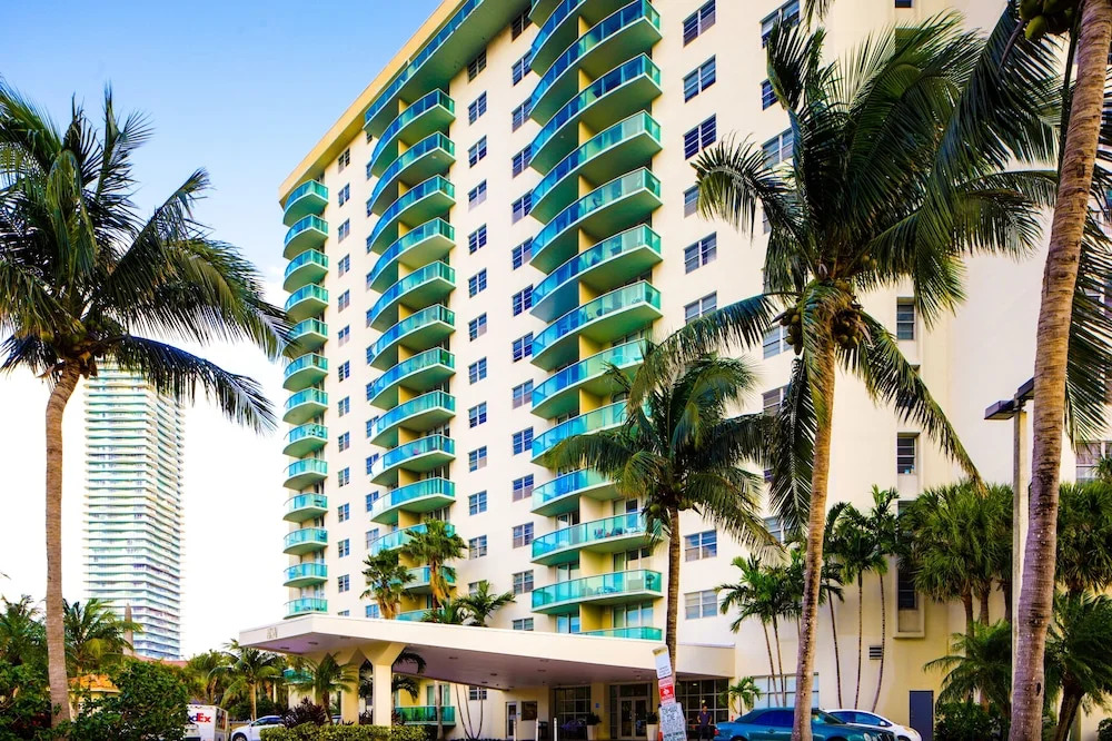 Ocean Reserve Condo by FlatsAway