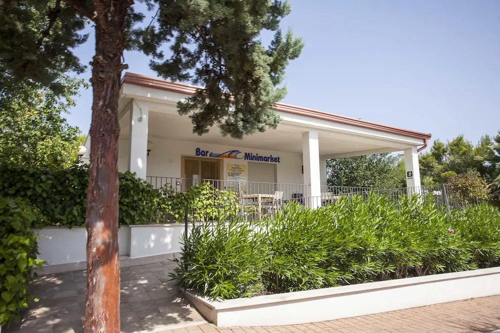 Villaggio Turistico Baia Del Monaco