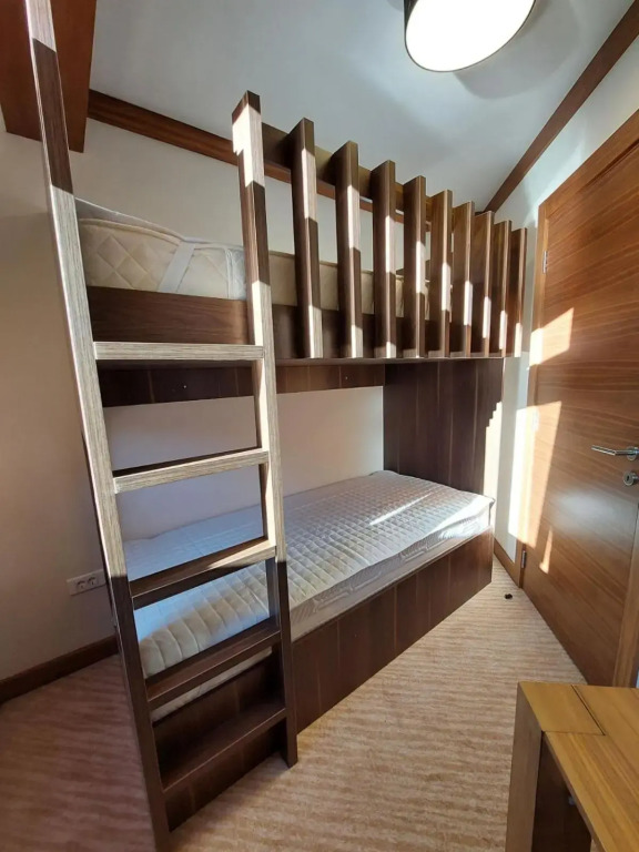 Apartment B513