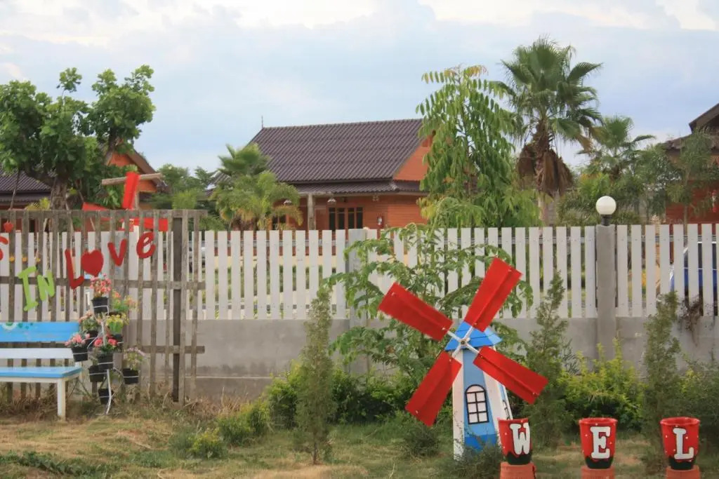 Ban Suan Kulap Keaw Resort