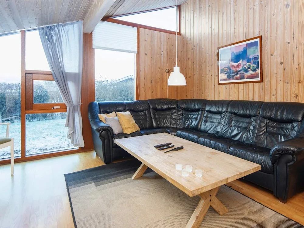 Secluded Retreat with Sauna
