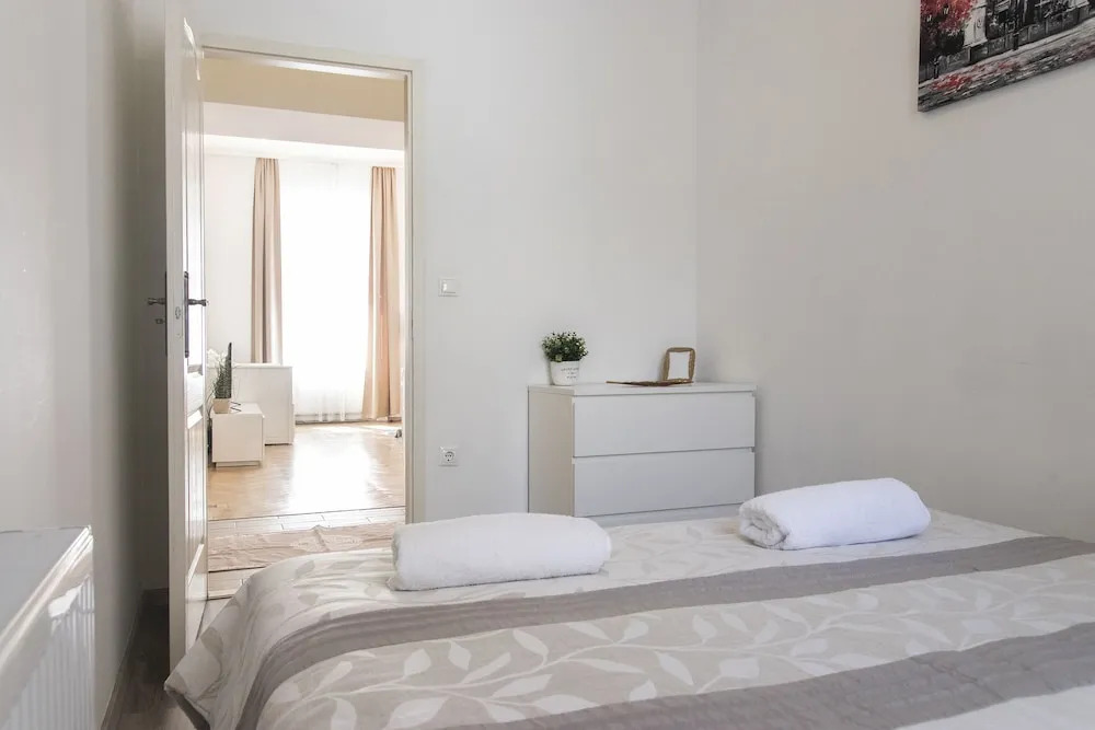 Real Apartments Revay