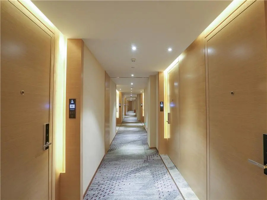 Lavande Hotels Urumqi Beijing Nan Road Railway Bureau Metro Station