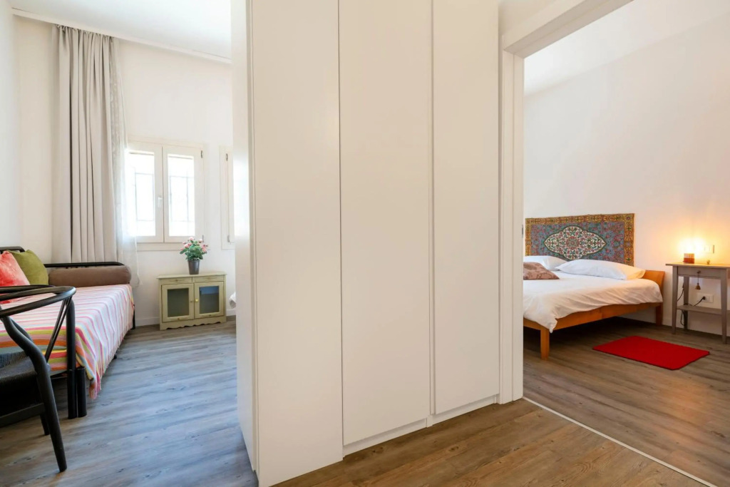 Snug Apartment With Private Courtyard M0270422677