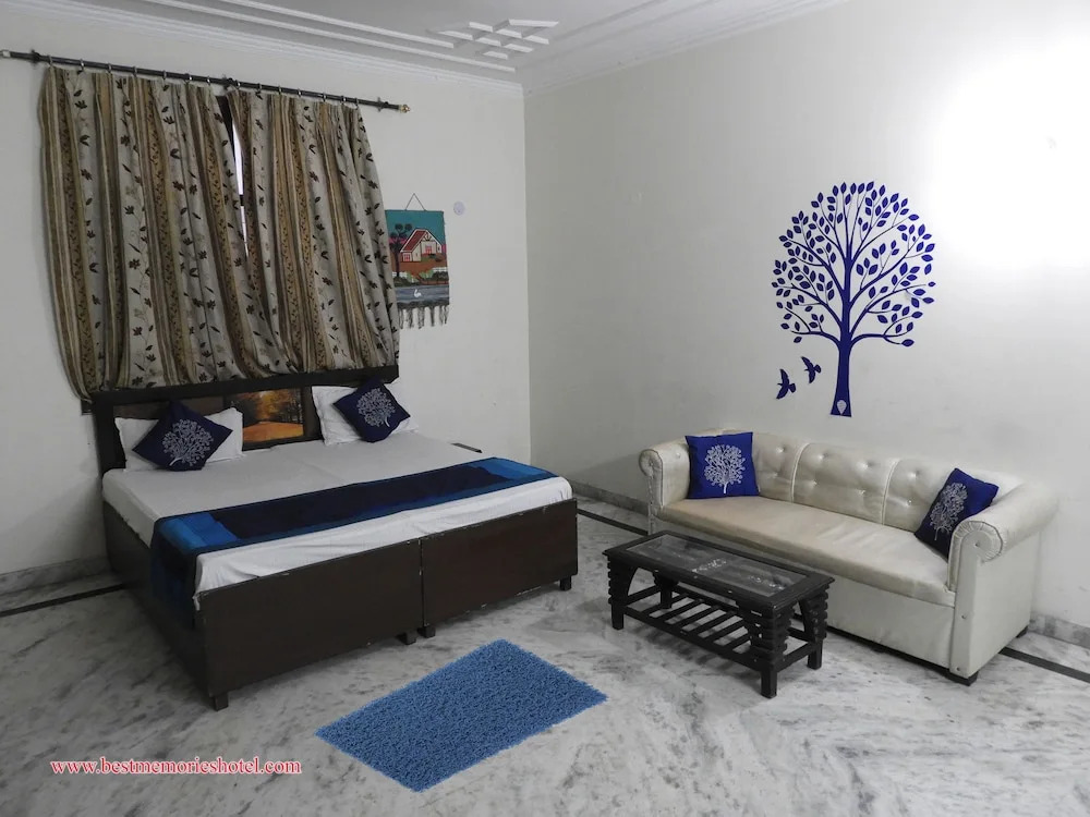 Jana Residency