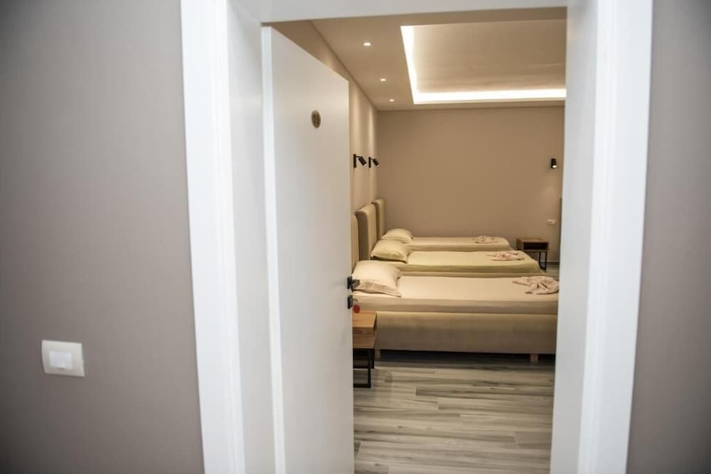 New Donantelo Hotel
