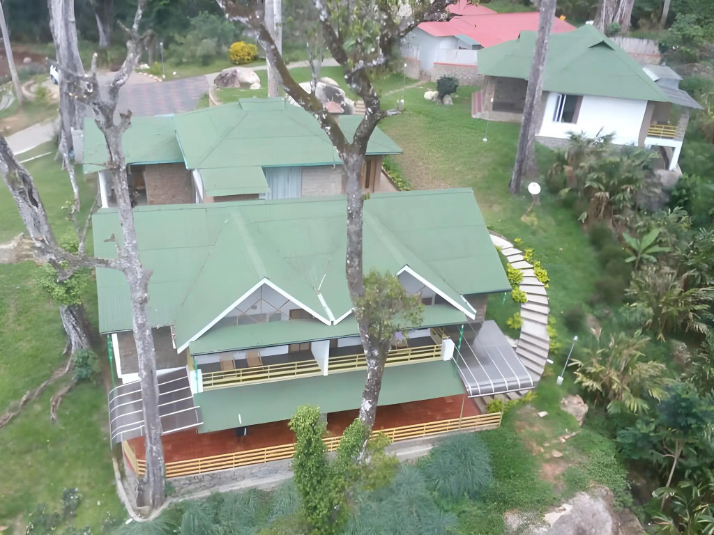 Neelakurunji Luxury Plantation