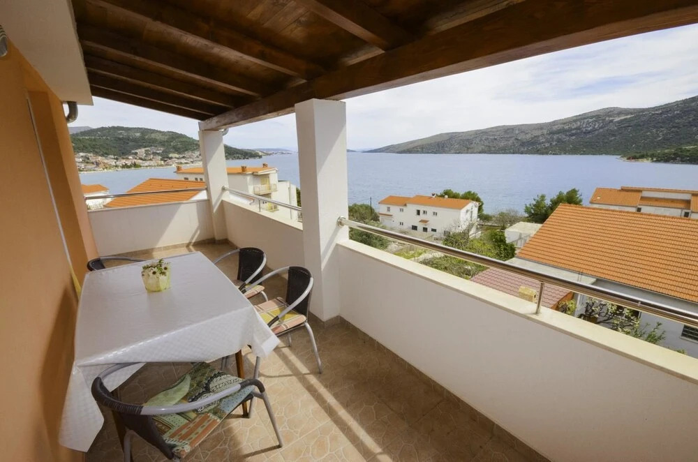 Apartments Iva