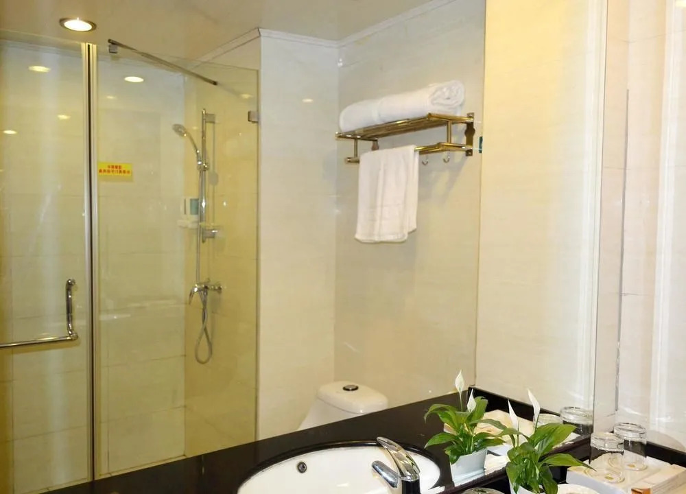 Taishun Business Hotel