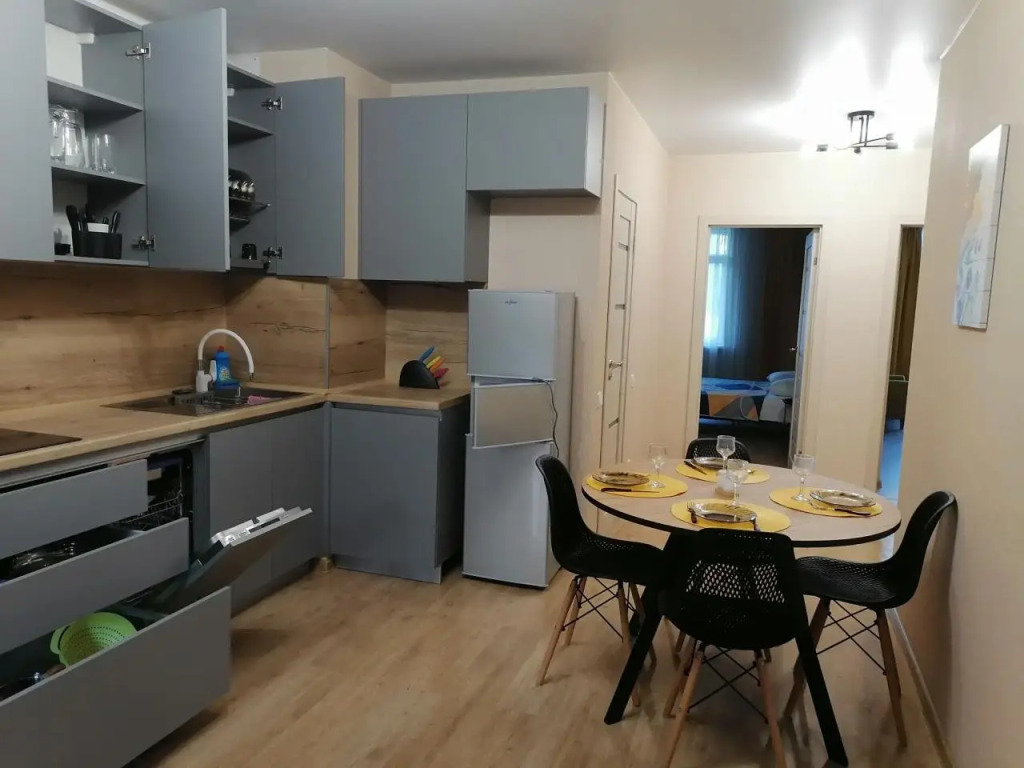 Апартаменты Holiday House