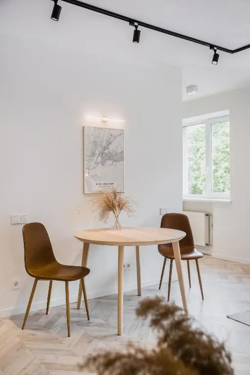 Central Apartment in Architectural Street