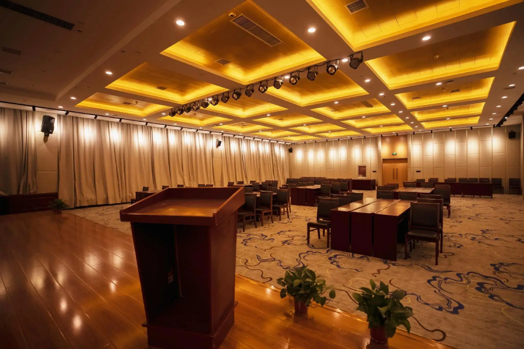 GreenTree Eastern XianGYAng Zhongyuan Xi Road Hotel