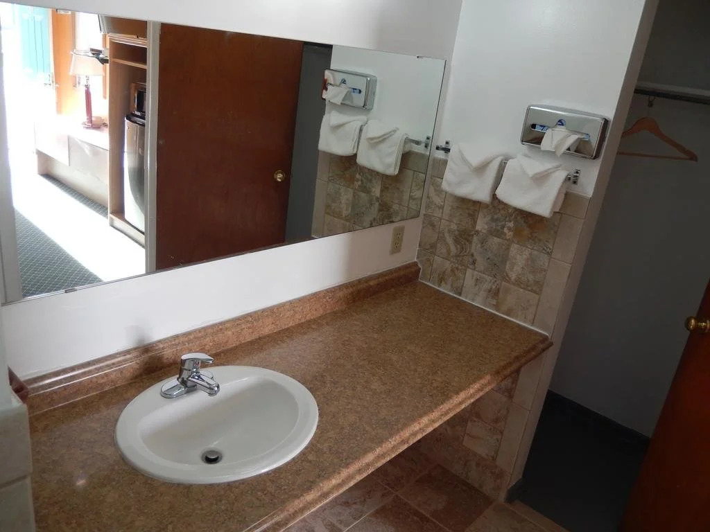 Townsman Motel