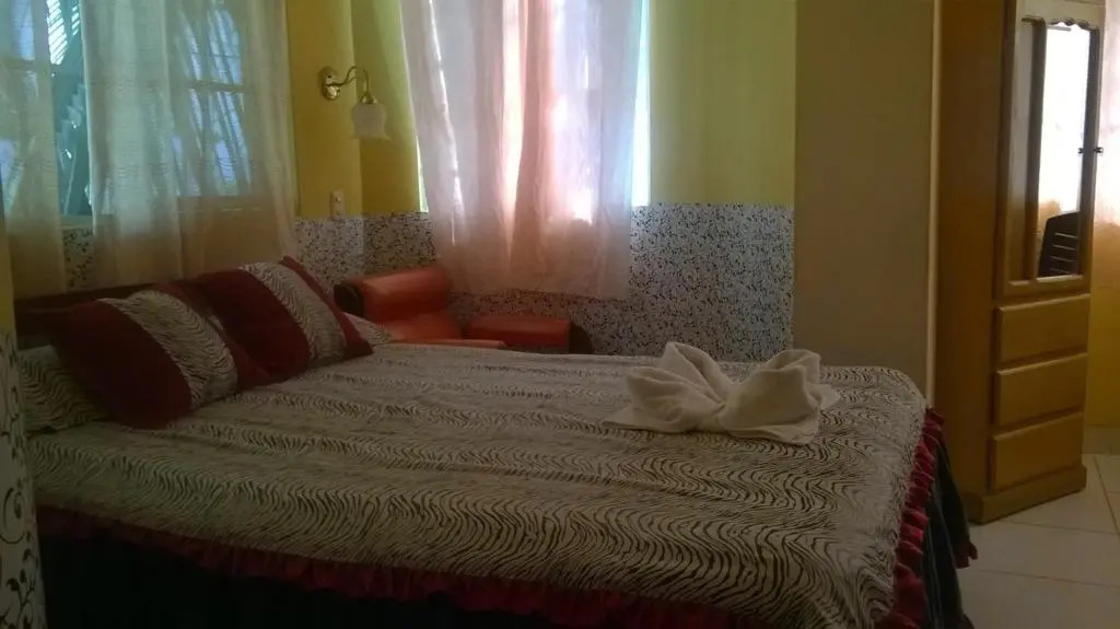 Hostal Zorritos Plaza Inn