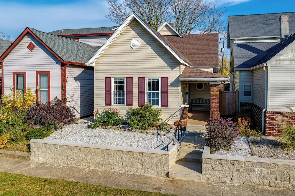 Chic Indianapolis Home w/ Patio < 2 Mi to Downtown