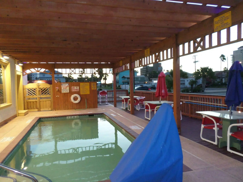 Lighthouse Inn
