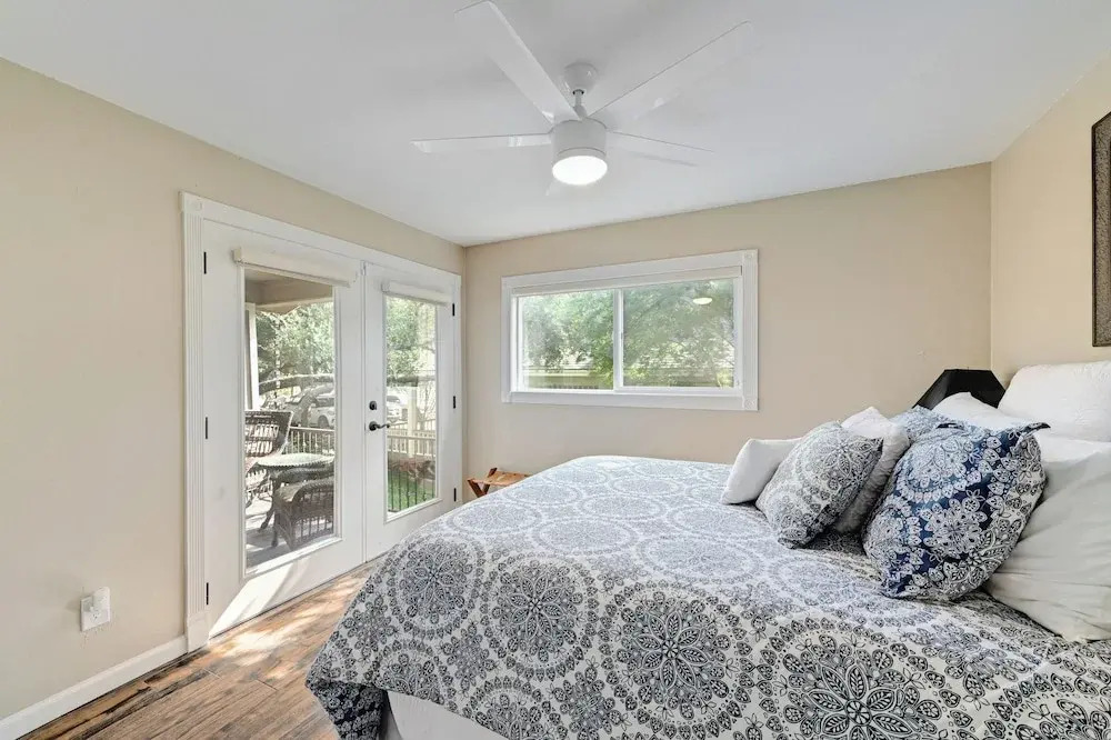 Luxurious Retreat on Lake Lbj: Pool, Hot Tub, Dock