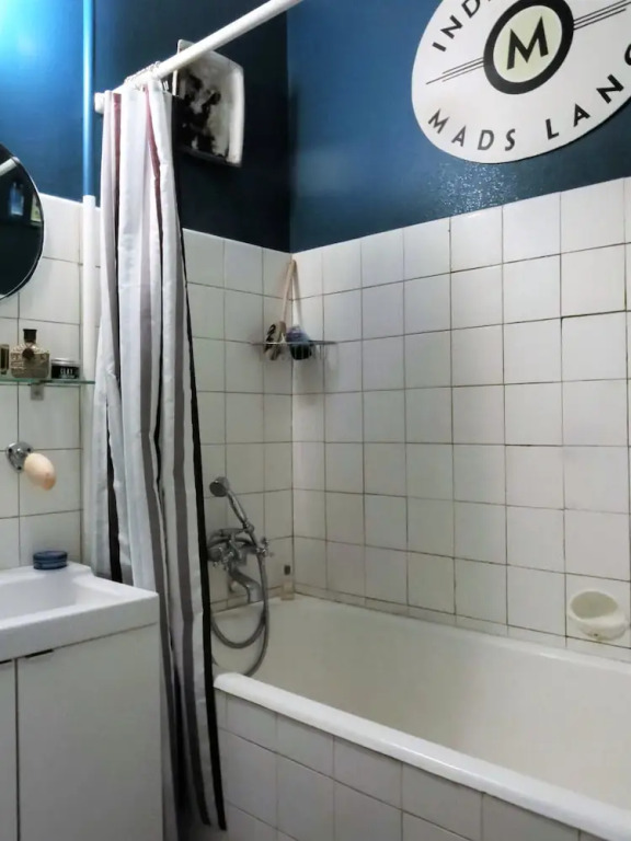 Apartment close to Metro 1392-1