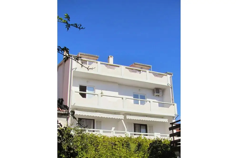 Apartments Mike