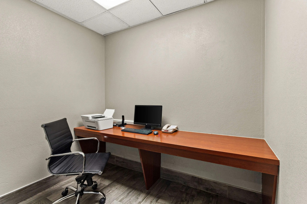 Best Western Galleria Inn & Suites