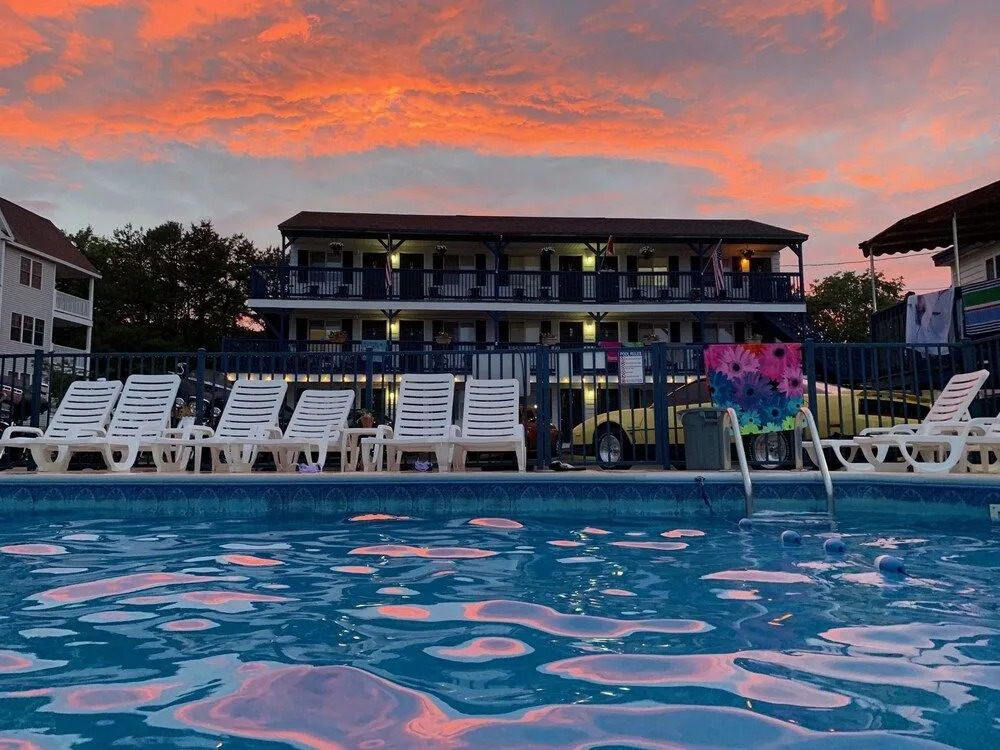 Island View Motel