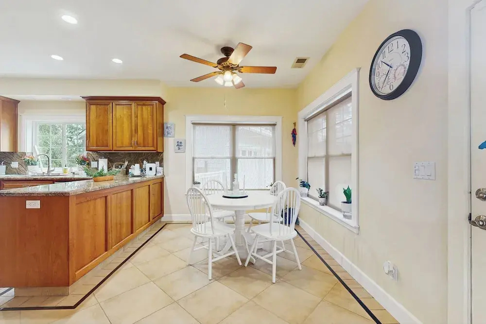 4BR Home w/ Decks & Arcade Games, Near Yosemite