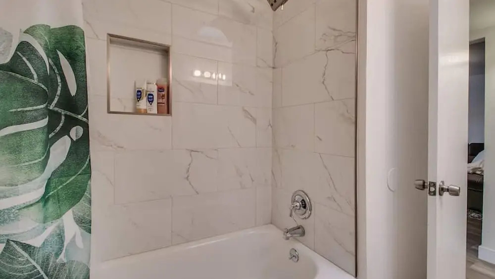 Remodeled 2 Bdrm w/ Yard in Old Town Scottsdale!